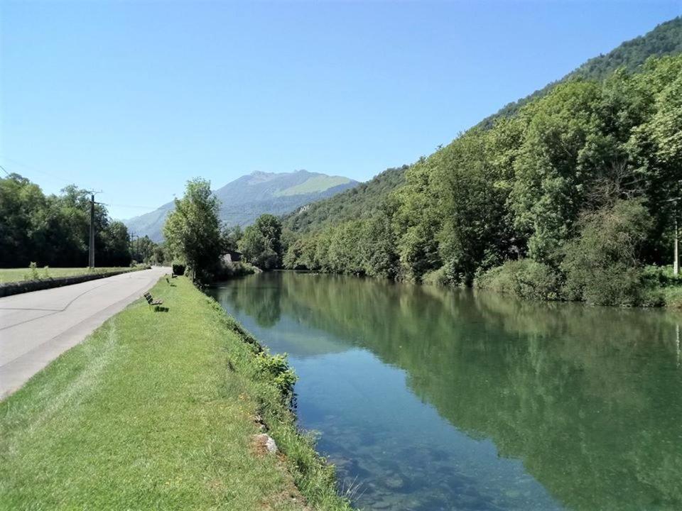 Green Bike Pyrenees Louvie Juzon Ngoại thất bức ảnh